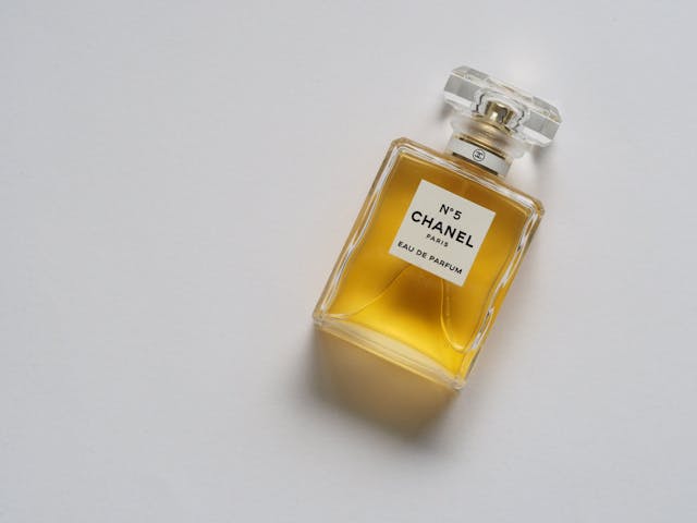 Os Segredos dos Perfumes Masculinos que Cativam e Marcam Presença